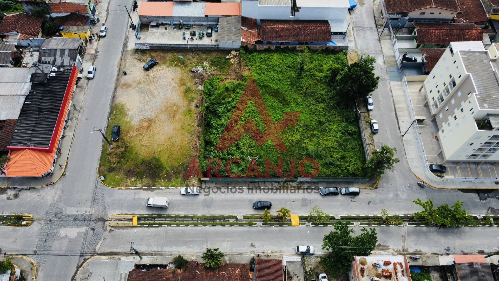 Terreno à venda, 1500m² - Foto 1