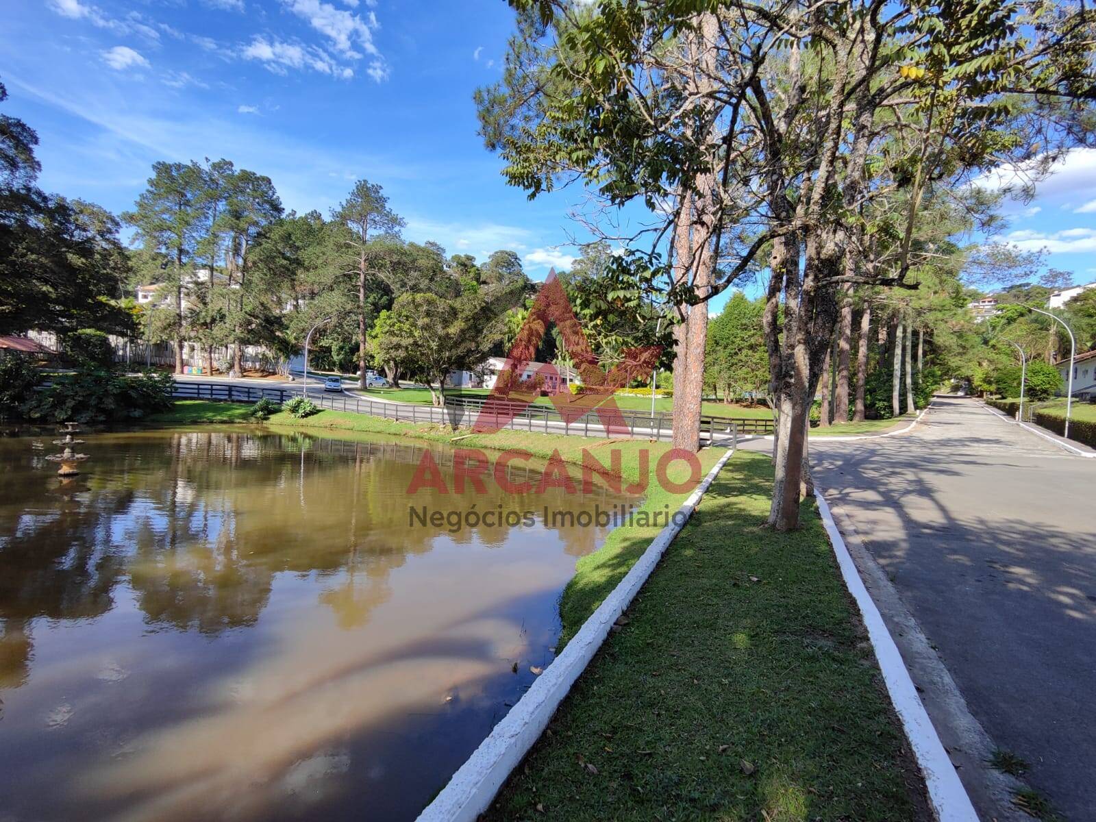 Sobrado à venda com 3 quartos, 280m² - Foto 3