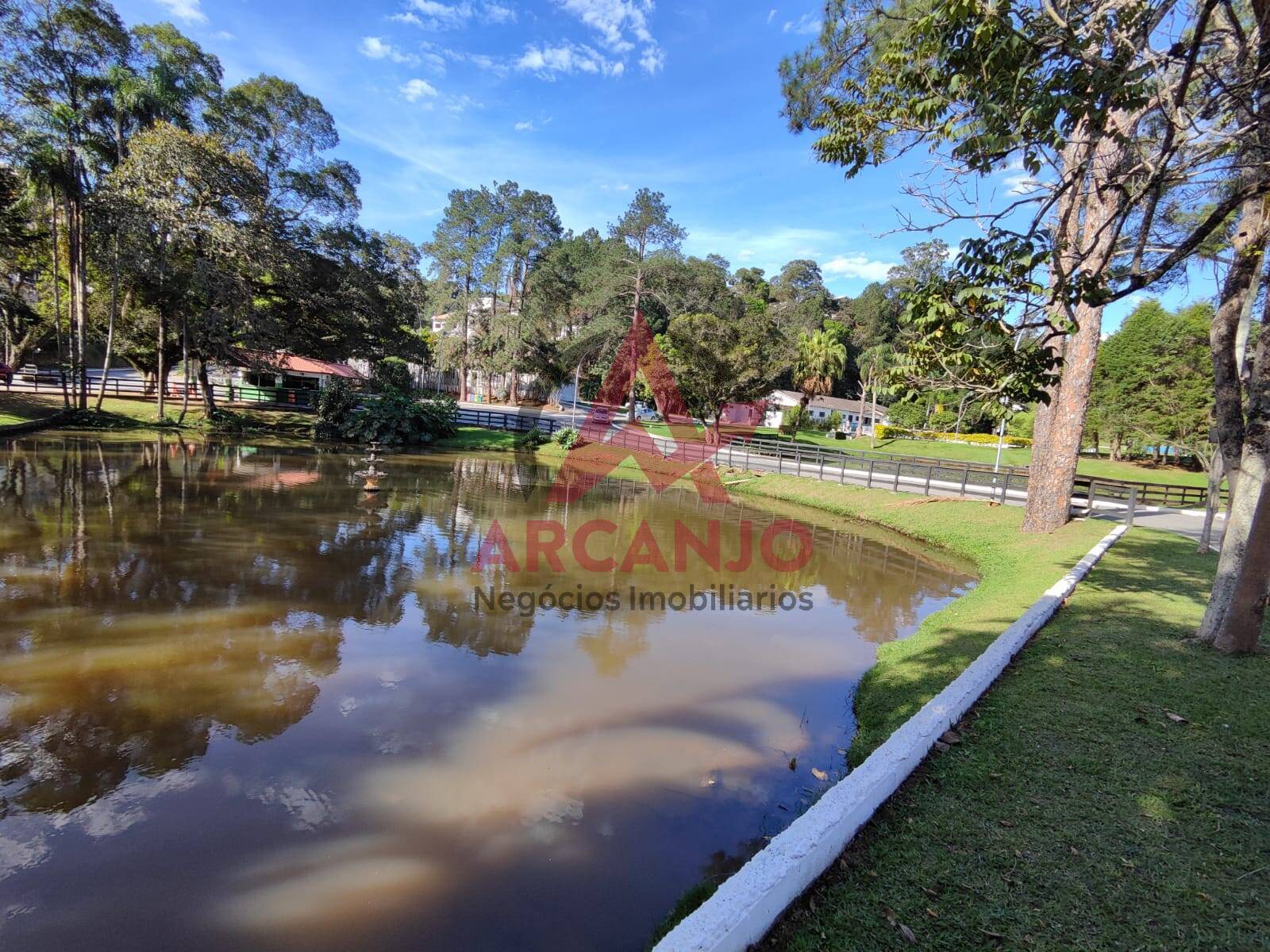 Sobrado à venda com 3 quartos, 280m² - Foto 9