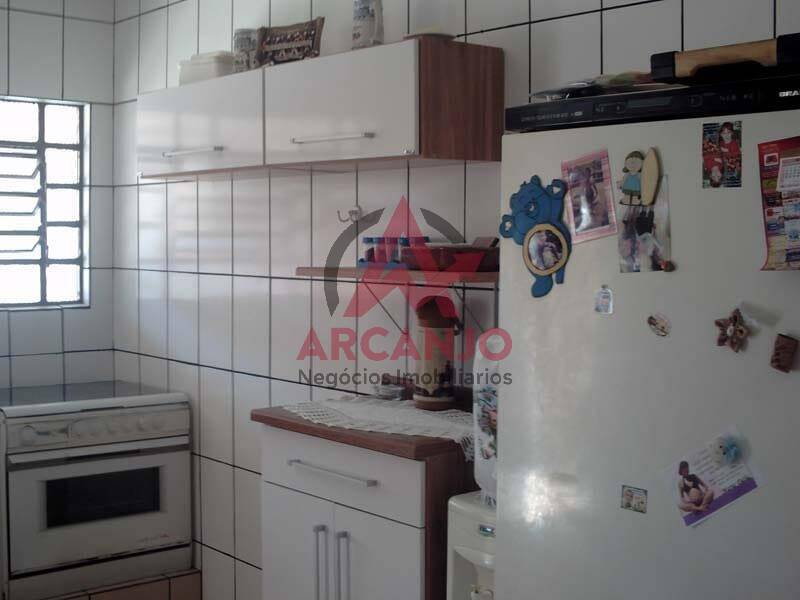 Casa à venda com 3 quartos, 200m² - Foto 14