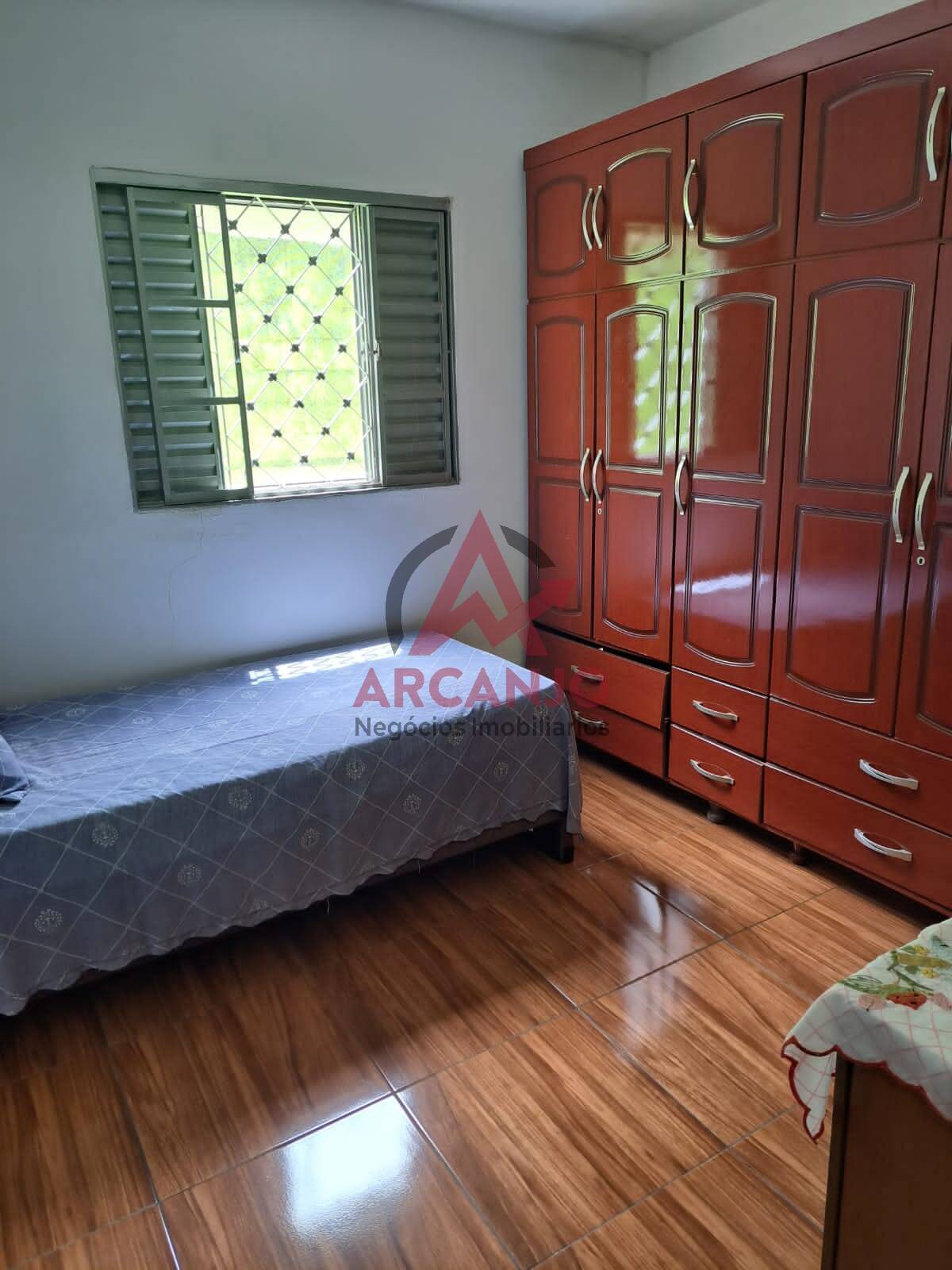 Casa à venda com 3 quartos, 216m² - Foto 13