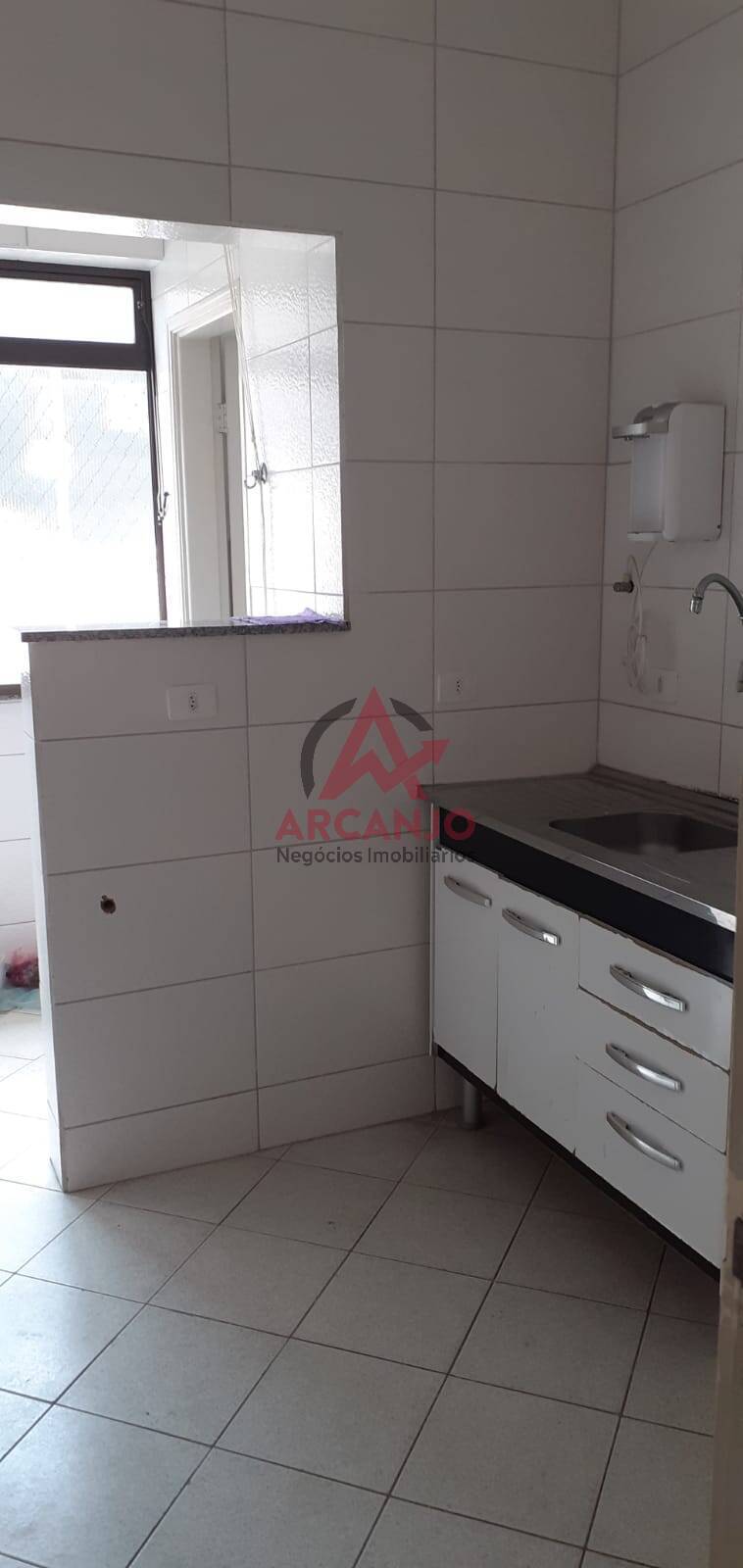 Apartamento à venda com 2 quartos, 72m² - Foto 2