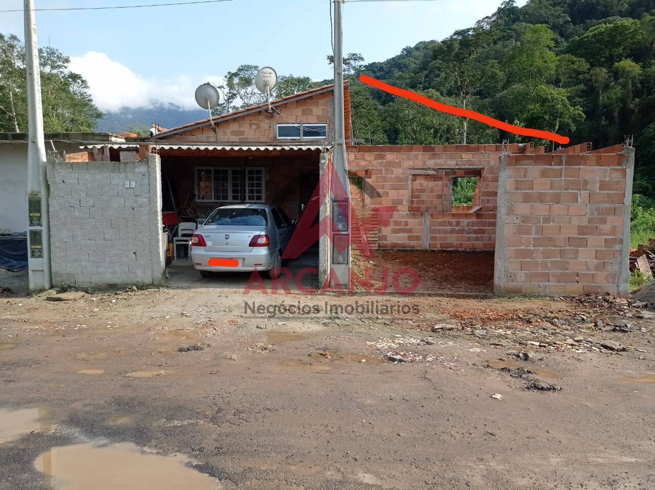 Casa à venda com 3 quartos, 100m² - Foto 1