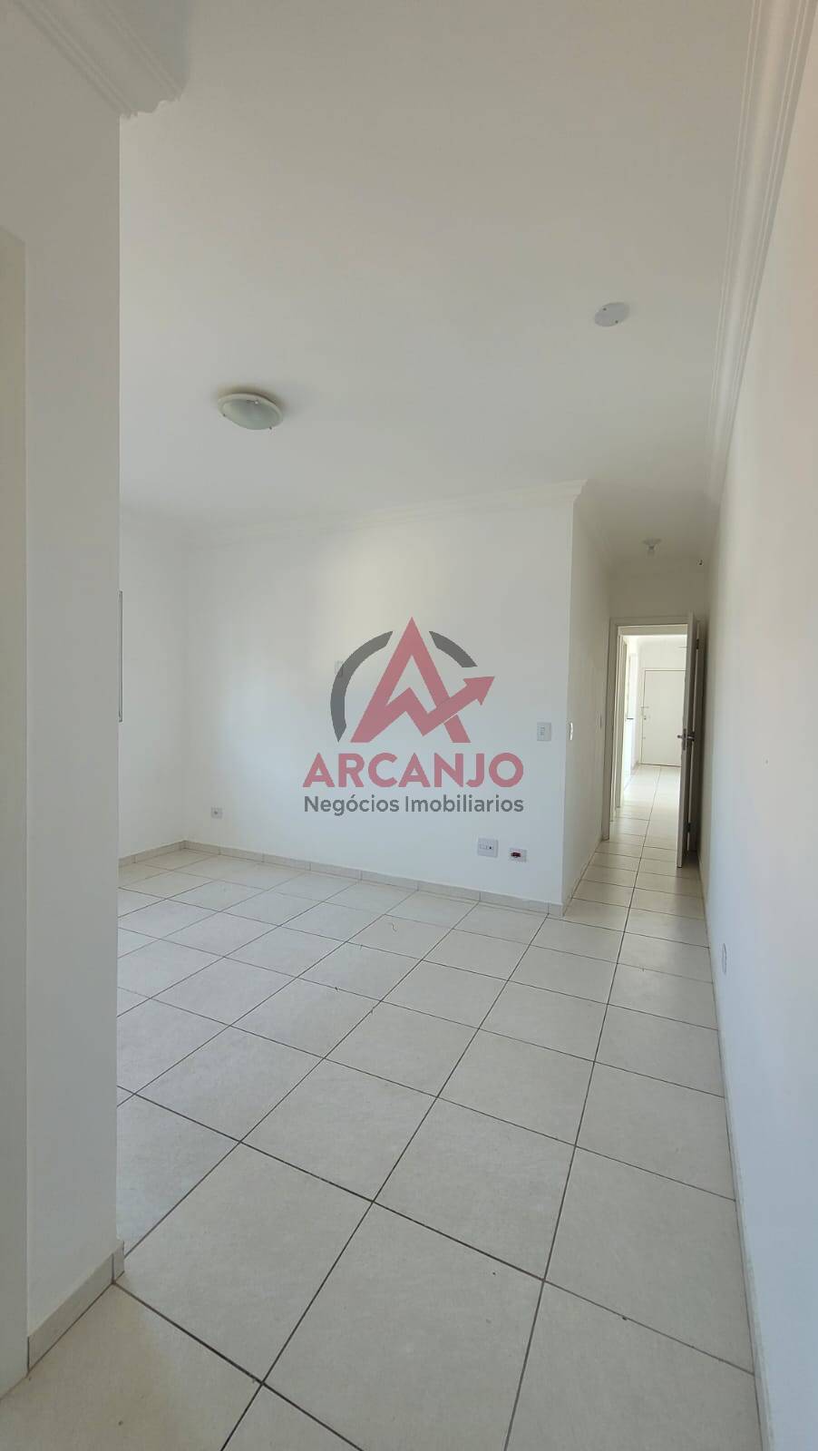 Apartamento à venda com 2 quartos, 66m² - Foto 2