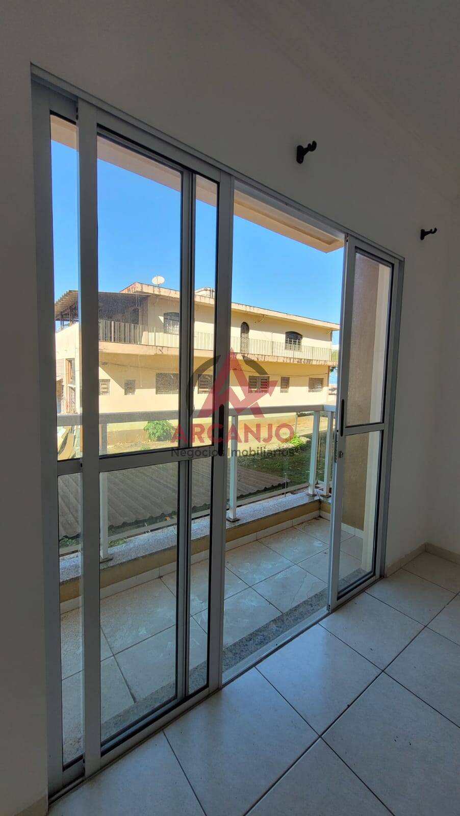 Apartamento à venda com 2 quartos, 66m² - Foto 7