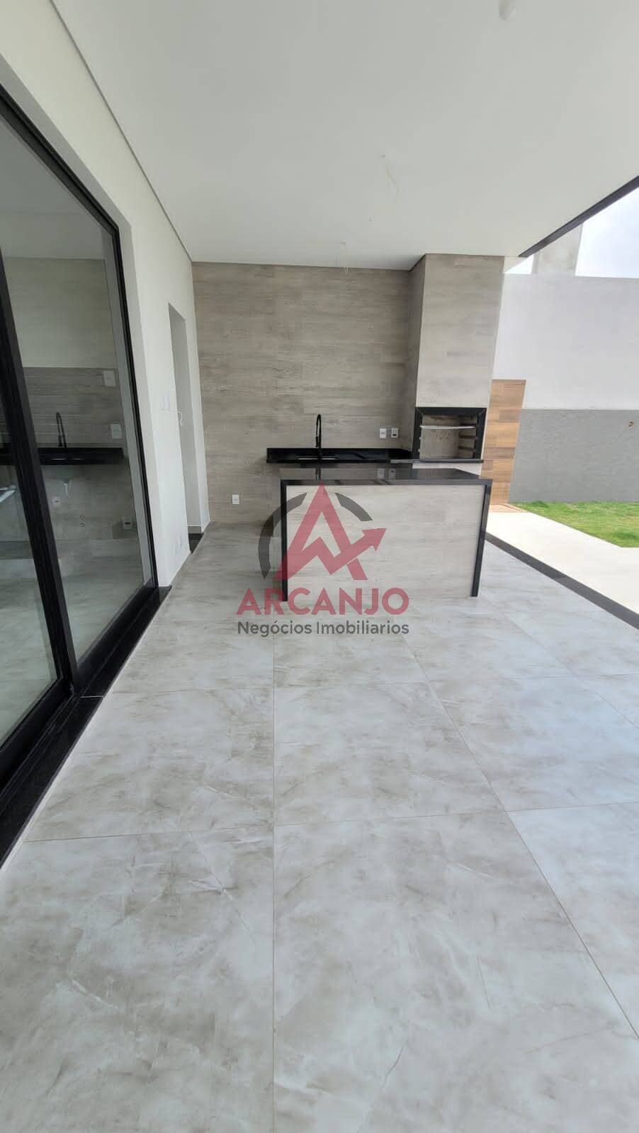 Casa à venda com 3 quartos, 266m² - Foto 3