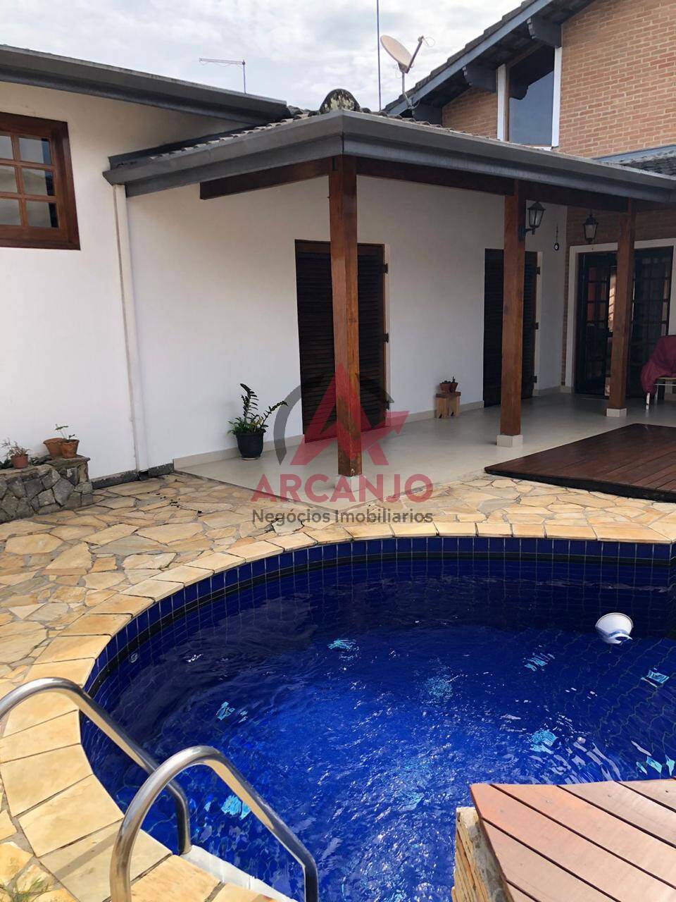 Casa à venda com 3 quartos, 150m² - Foto 10