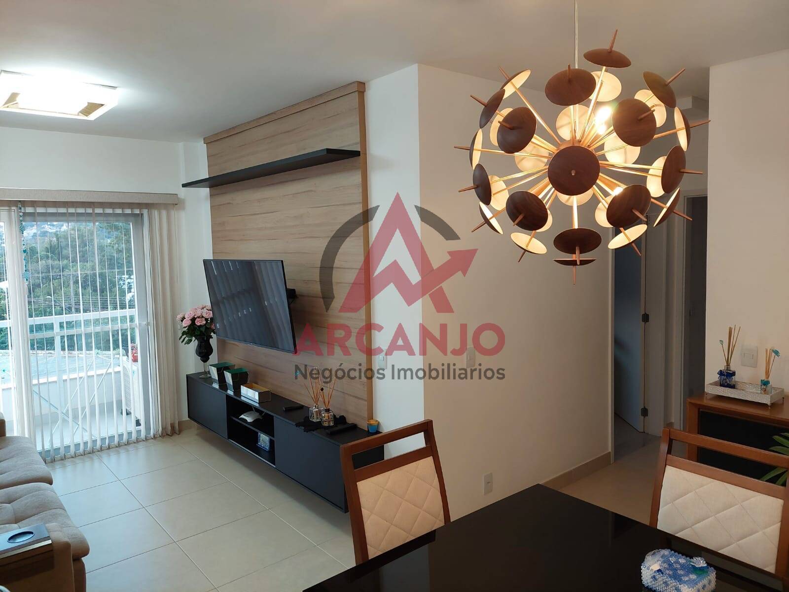 Apartamento à venda com 2 quartos, 83m² - Foto 3