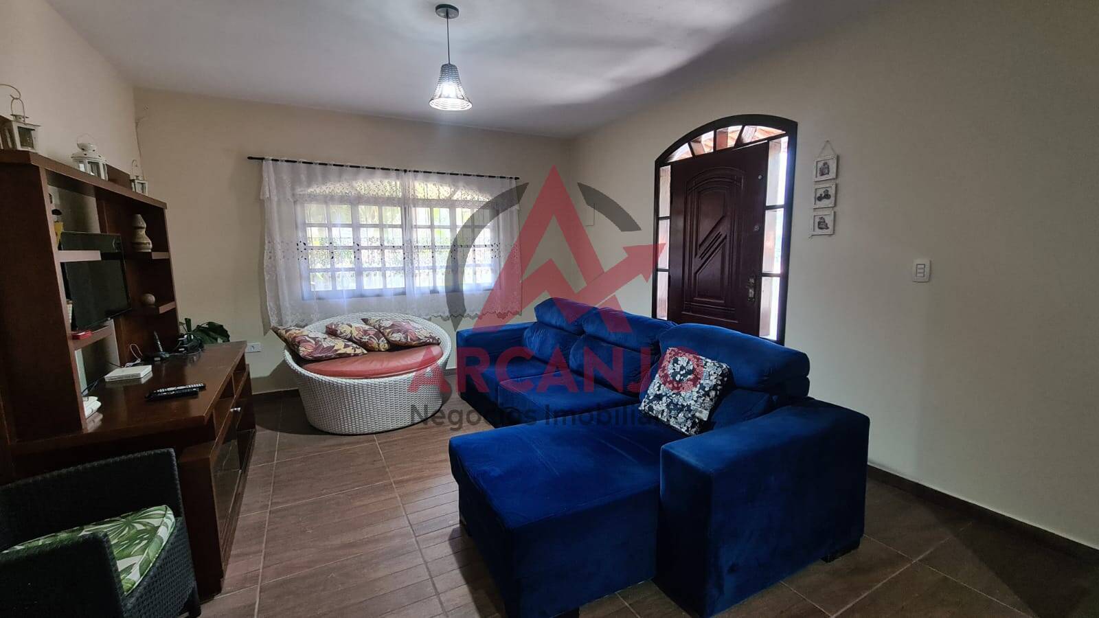 Casa à venda com 3 quartos, 527m² - Foto 2