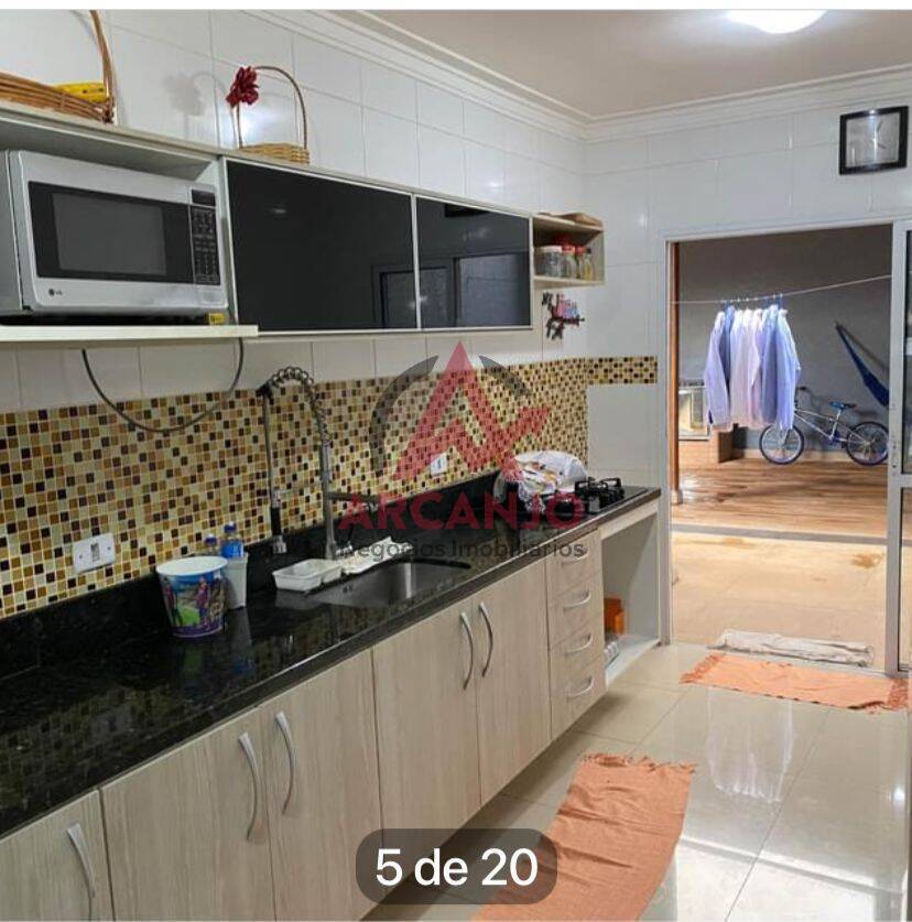 Casa à venda com 3 quartos, 175m² - Foto 14