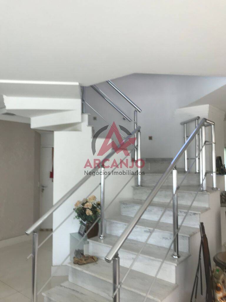 Casa à venda com 5 quartos, 314m² - Foto 5