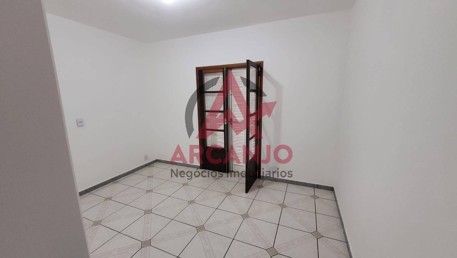 Casa à venda com 3 quartos, 225m² - Foto 16