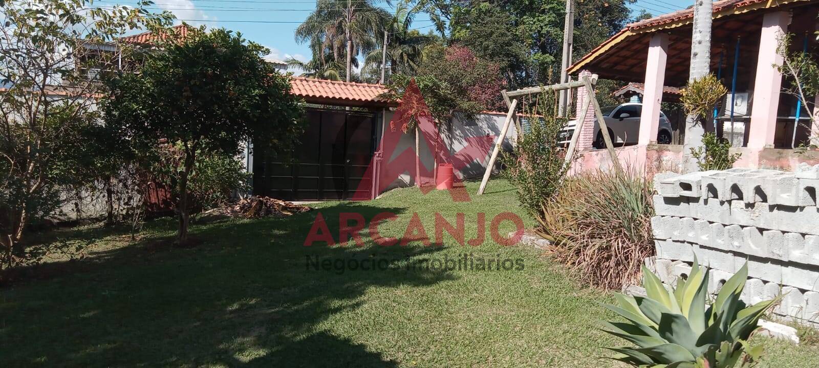 Fazenda à venda com 4 quartos, 1440m² - Foto 4