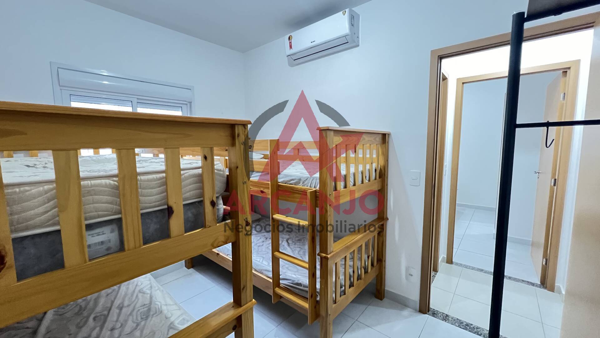 Apartamento à venda com 2 quartos, 67m² - Foto 14