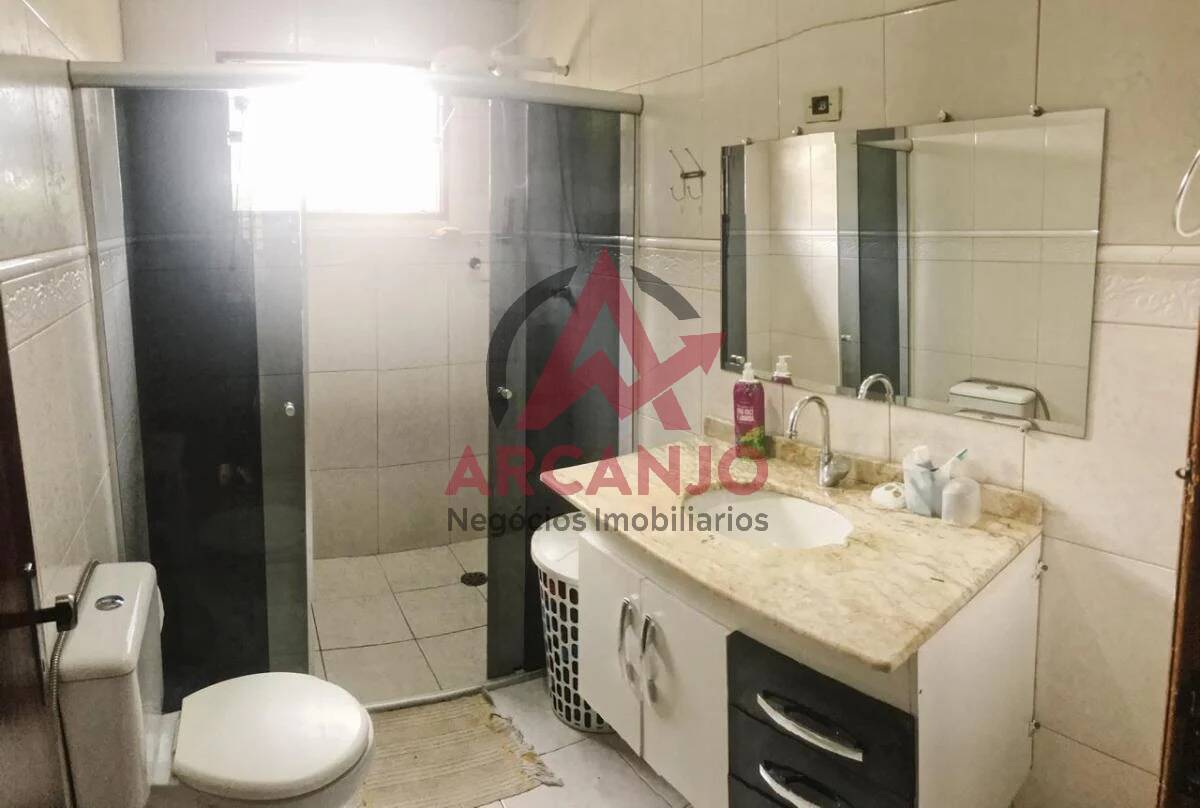 Sobrado à venda e aluguel com 3 quartos, 300m² - Foto 8