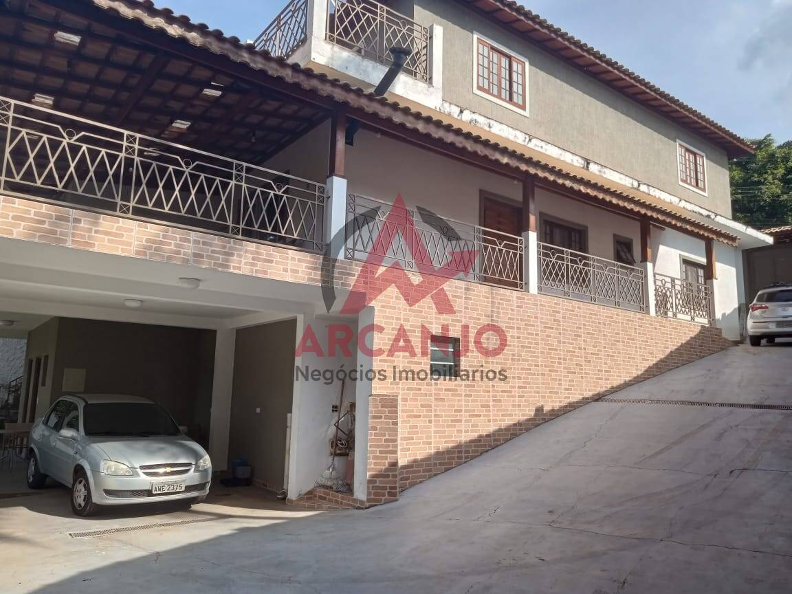 Casa à venda com 3 quartos, 1180m² - Foto 2