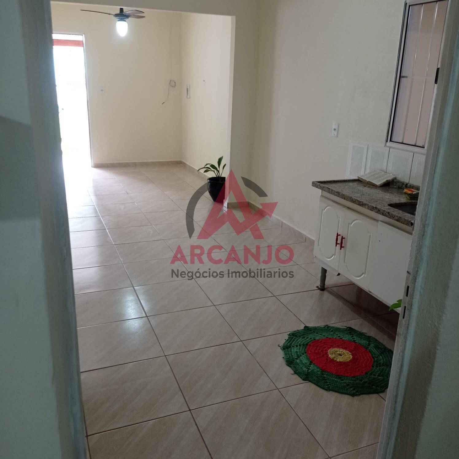 Casa à venda com 3 quartos, 300m² - Foto 4