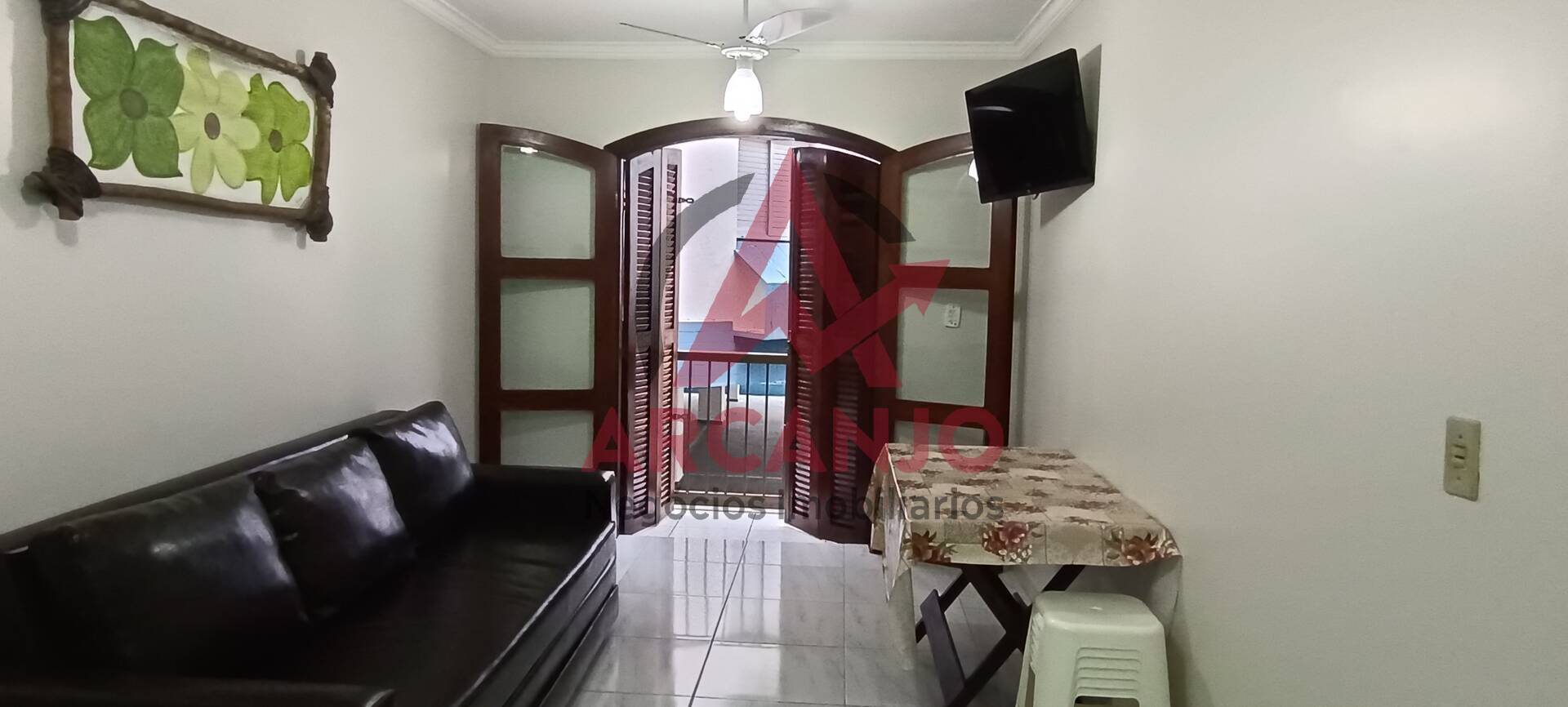 Apartamento à venda com 1 quarto, 45m² - Foto 2