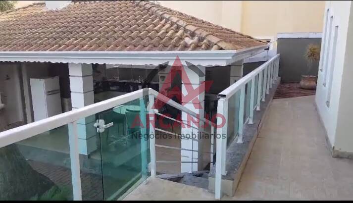 Casa à venda com 4 quartos, 650m² - Foto 7