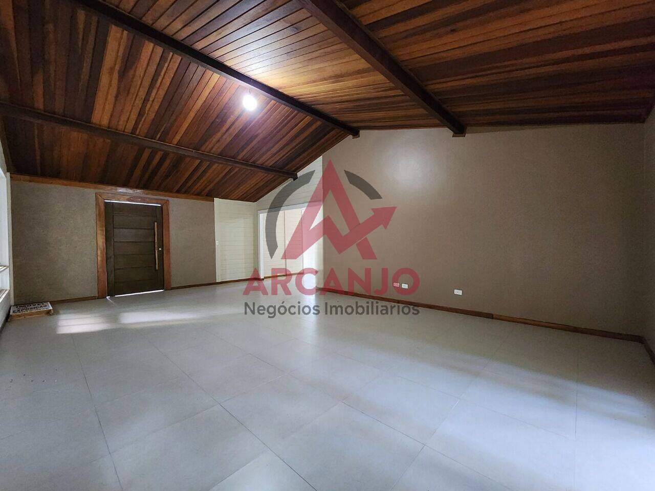 Casa à venda com 3 quartos, 350m² - Foto 6