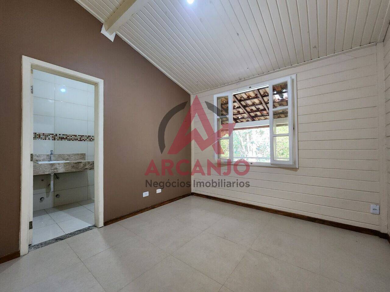 Casa à venda com 3 quartos, 350m² - Foto 30