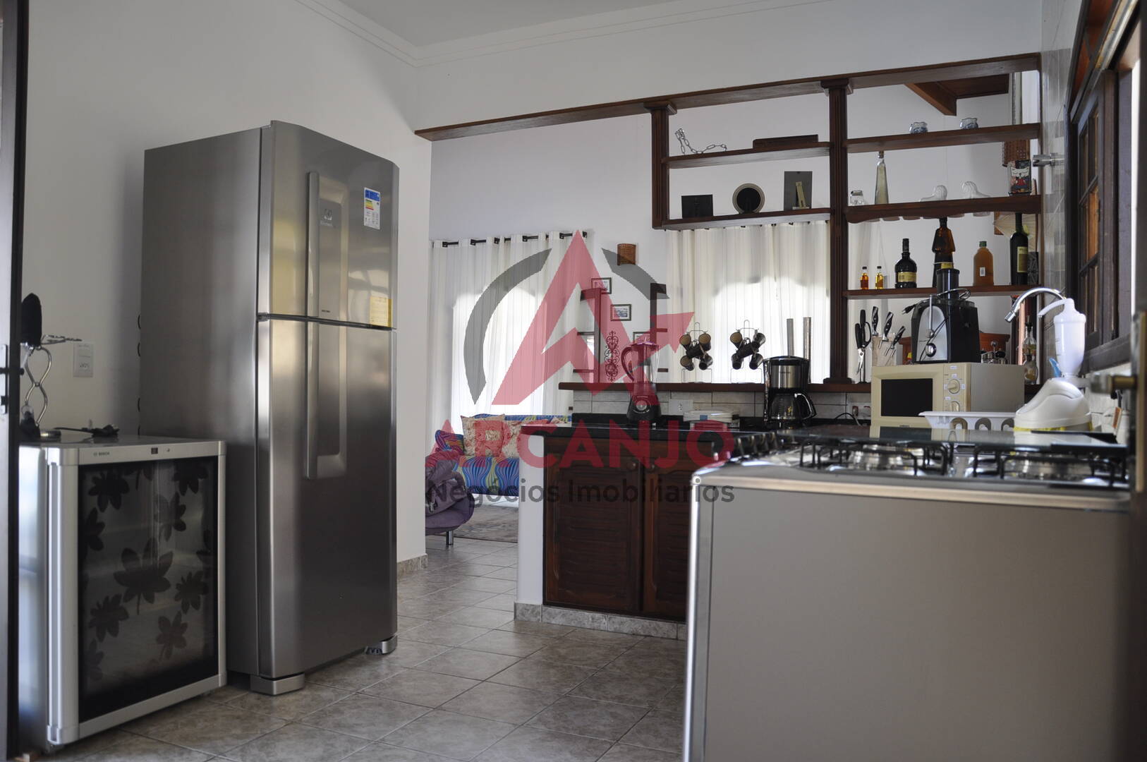 Casa à venda com 4 quartos, 200m² - Foto 10