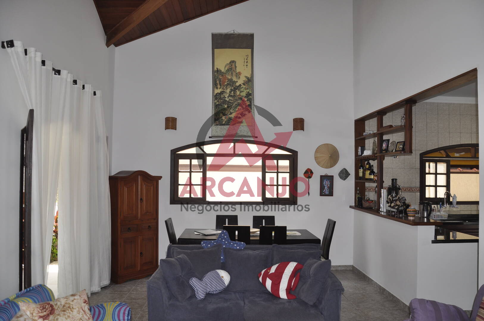 Casa à venda com 4 quartos, 200m² - Foto 8