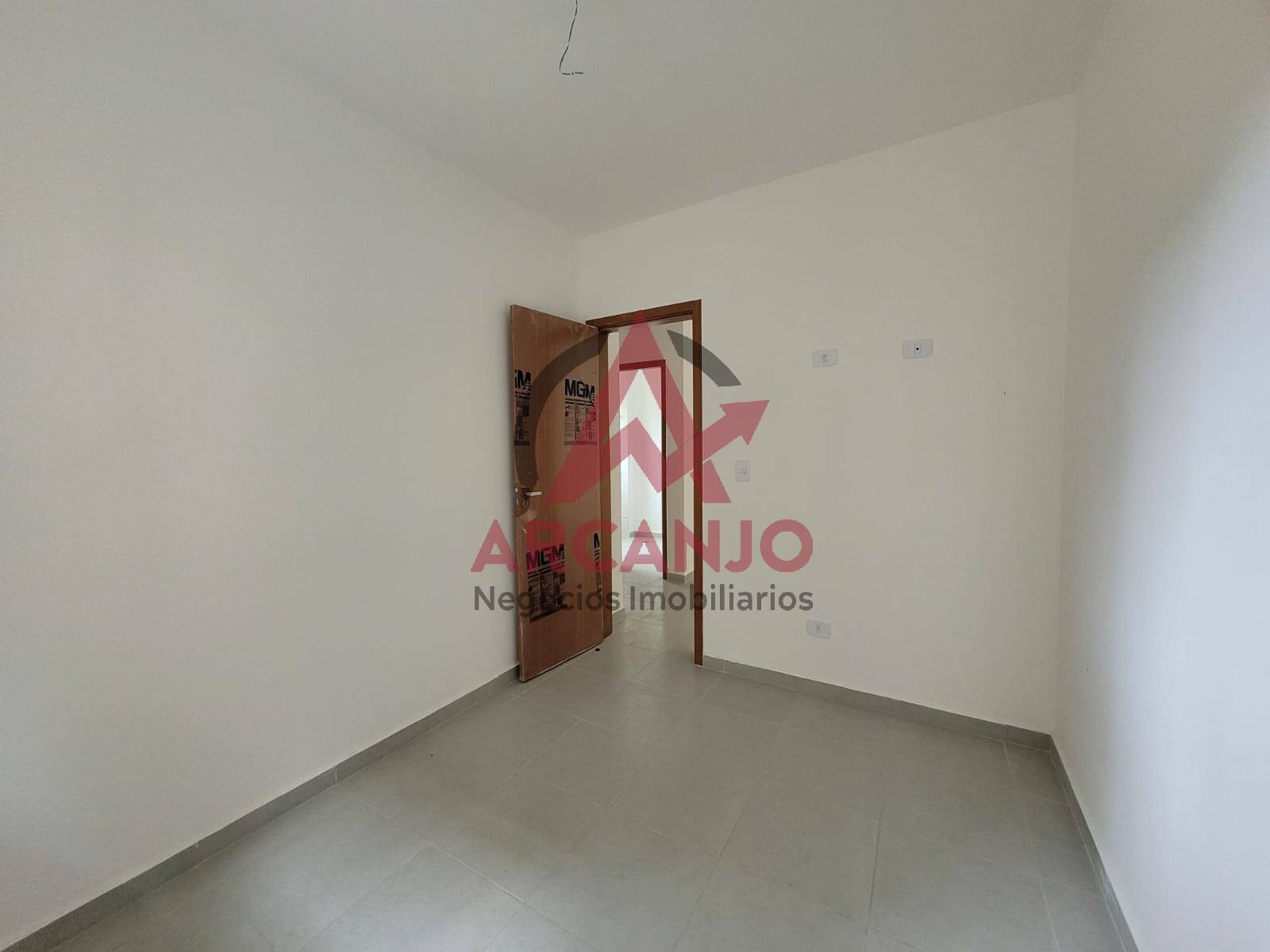 Apartamento à venda com 2 quartos, 75m² - Foto 7