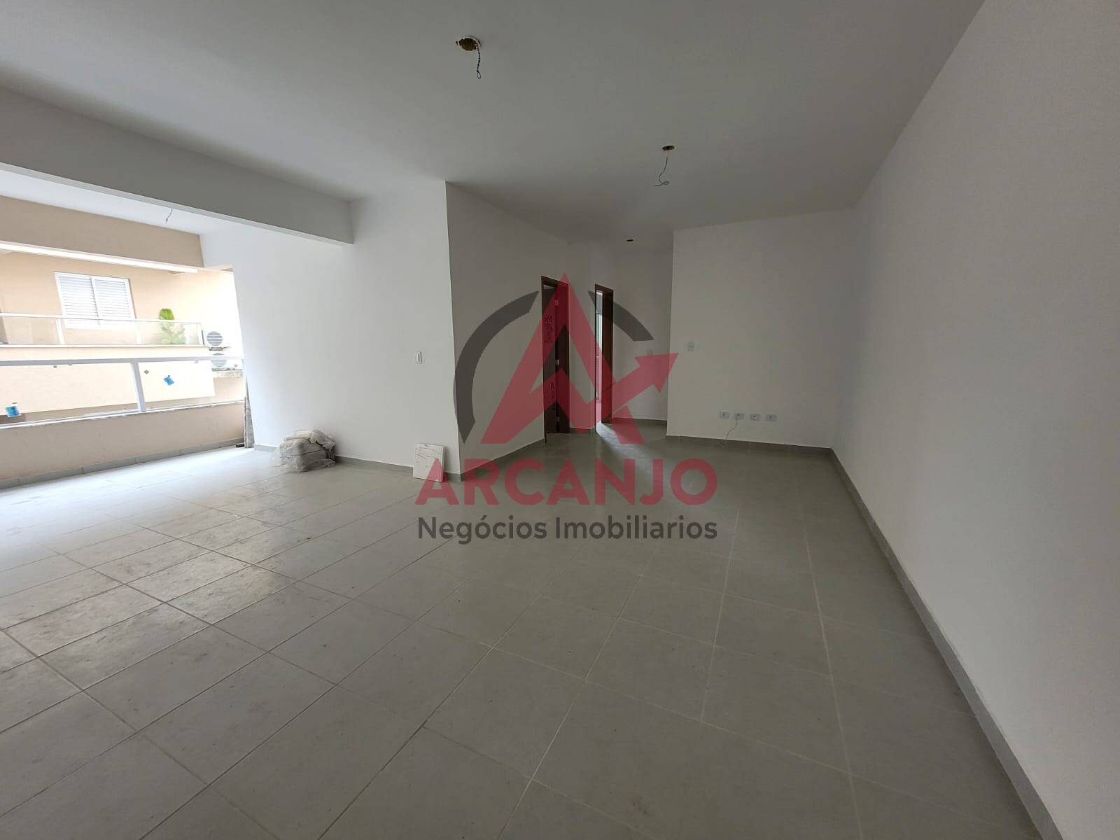 Apartamento à venda com 2 quartos, 75m² - Foto 3