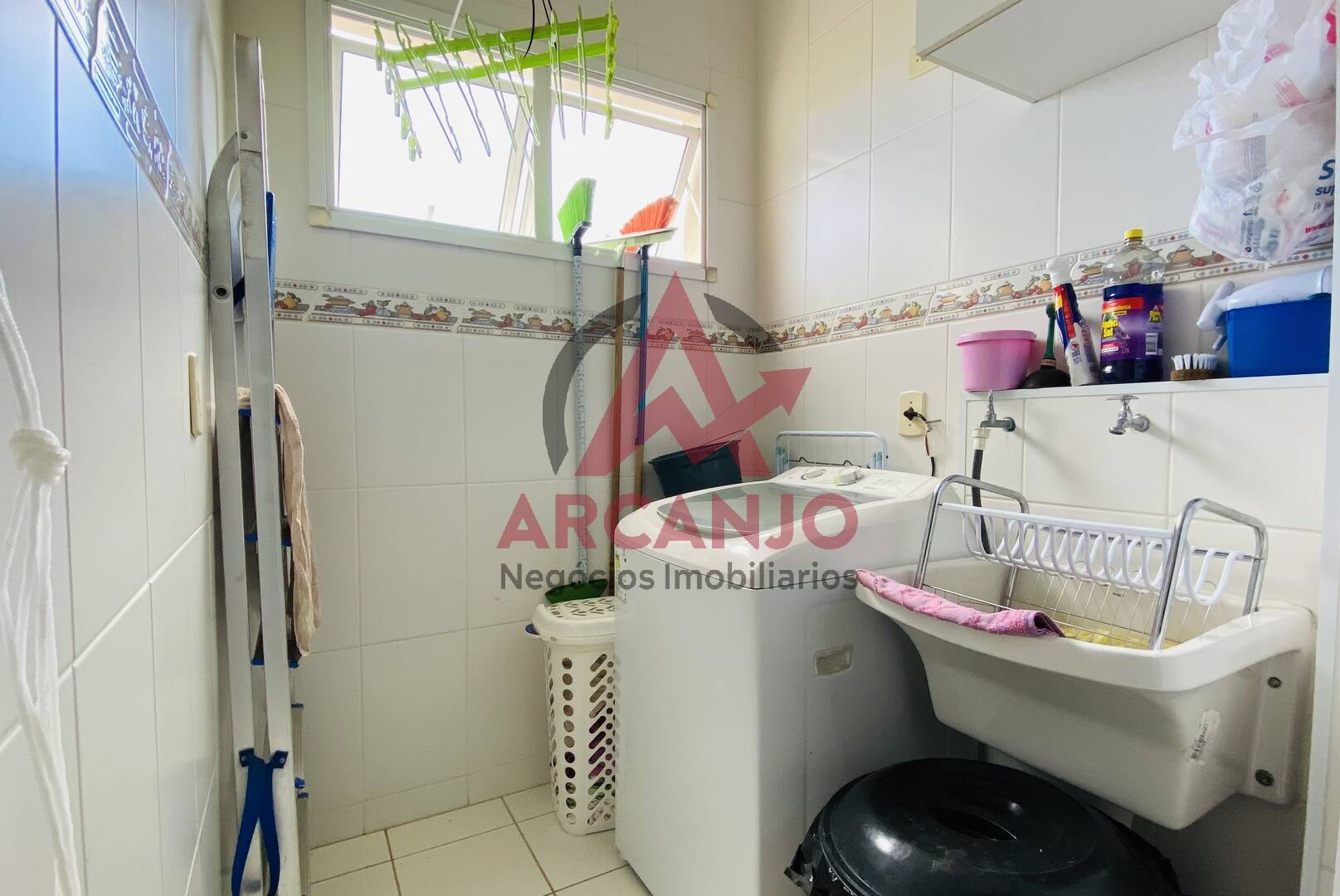 Apartamento à venda com 3 quartos, 97m² - Foto 12