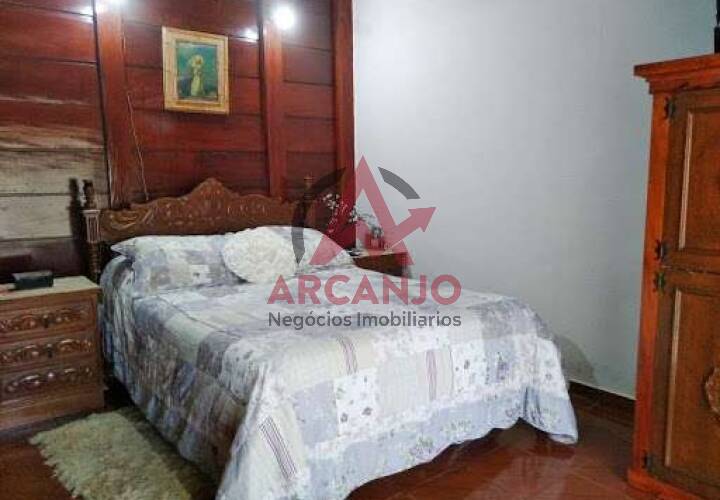 Casa à venda com 2 quartos, 810m² - Foto 13