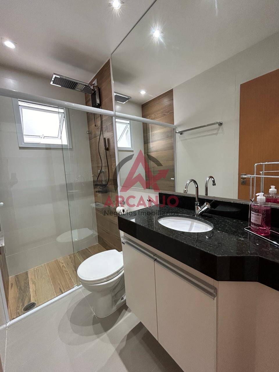 Apartamento à venda com 2 quartos, 75m² - Foto 17