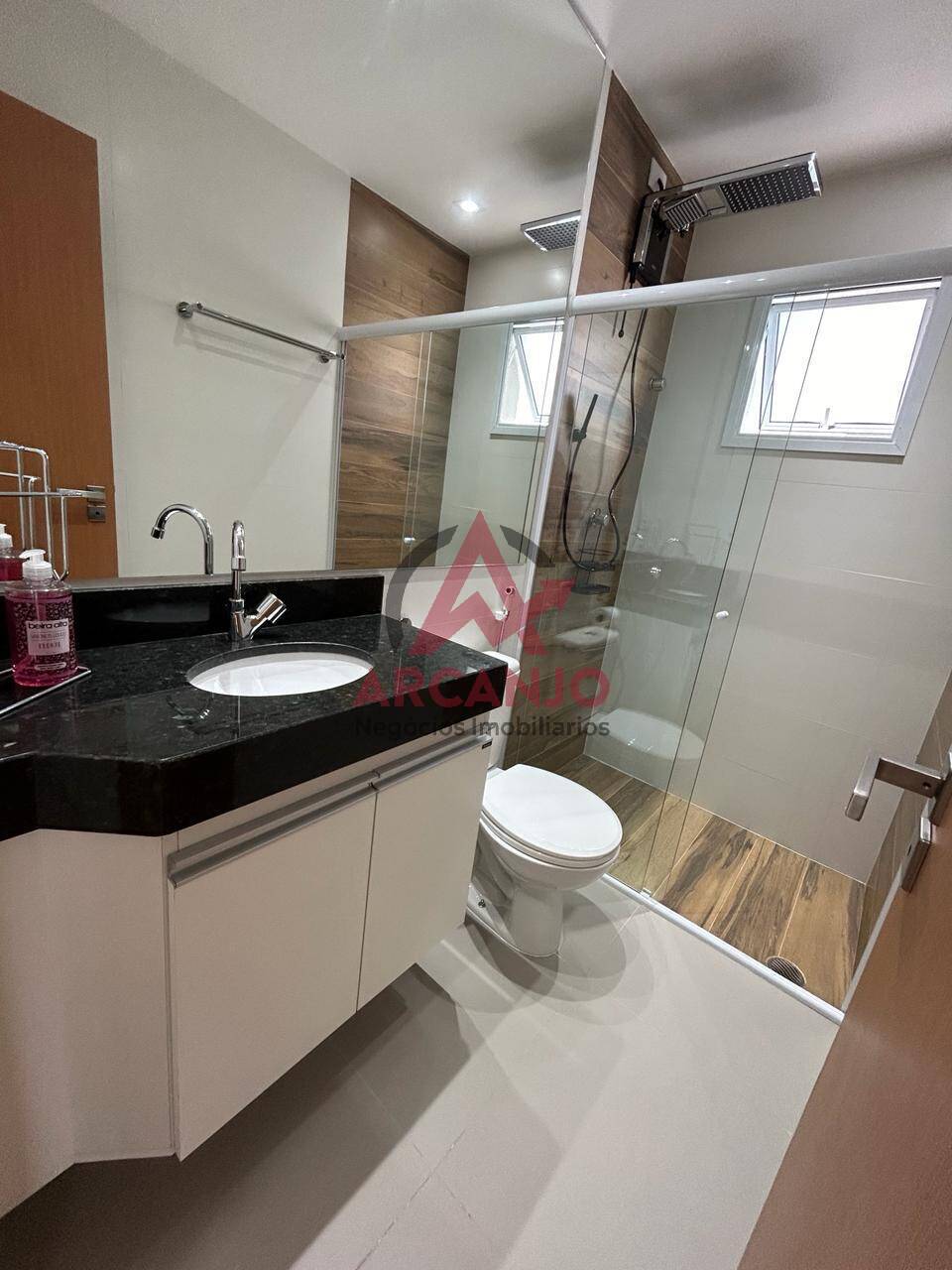 Apartamento à venda com 2 quartos, 75m² - Foto 25