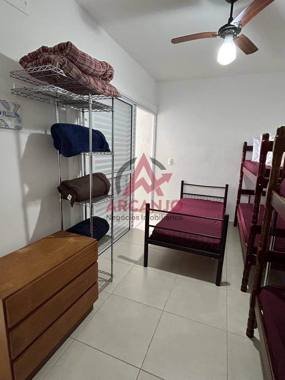 Apartamento à venda com 2 quartos, 70m² - Foto 13