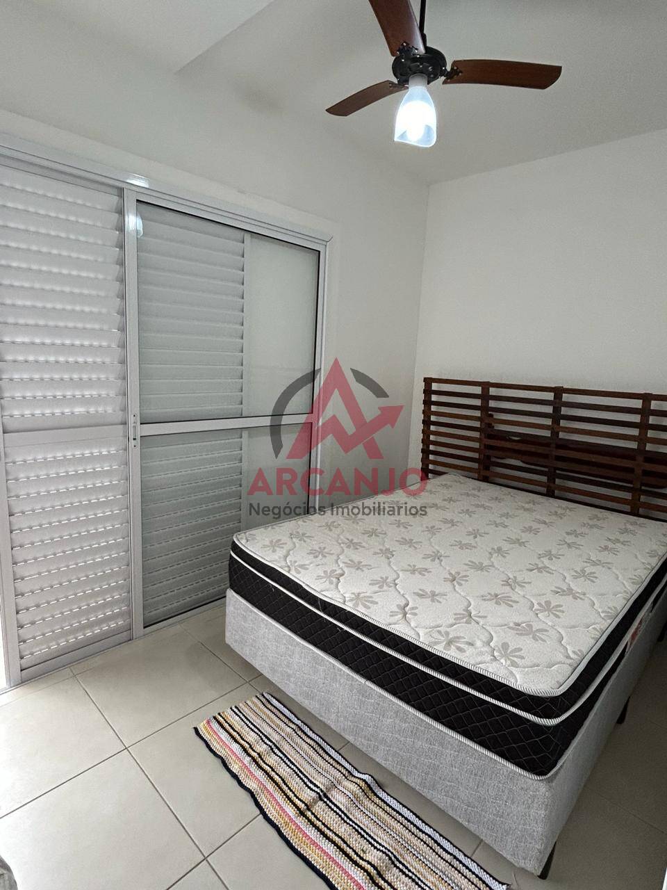 Apartamento à venda com 2 quartos, 70m² - Foto 11