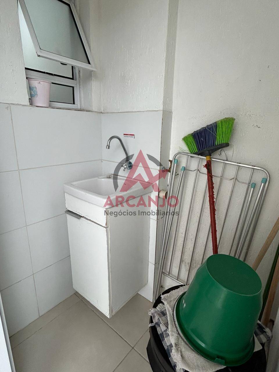 Apartamento à venda com 2 quartos, 70m² - Foto 16