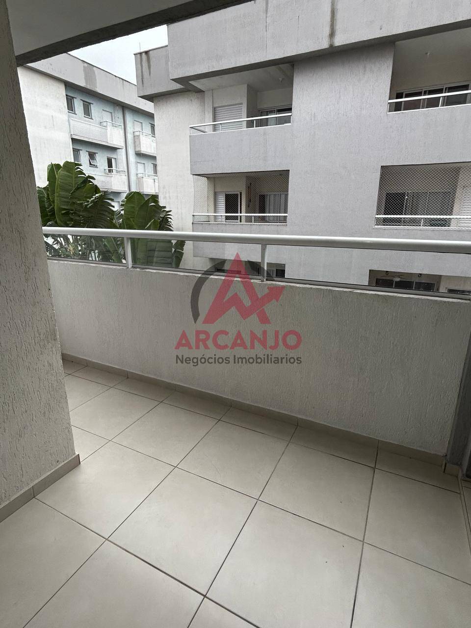 Apartamento à venda com 2 quartos, 70m² - Foto 13