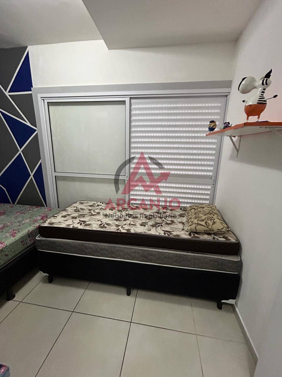 Apartamento à venda com 2 quartos, 70m² - Foto 19