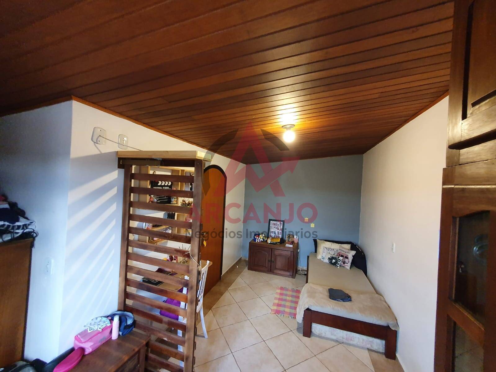 Casa para alugar com 2 quartos, 76m² - Foto 11