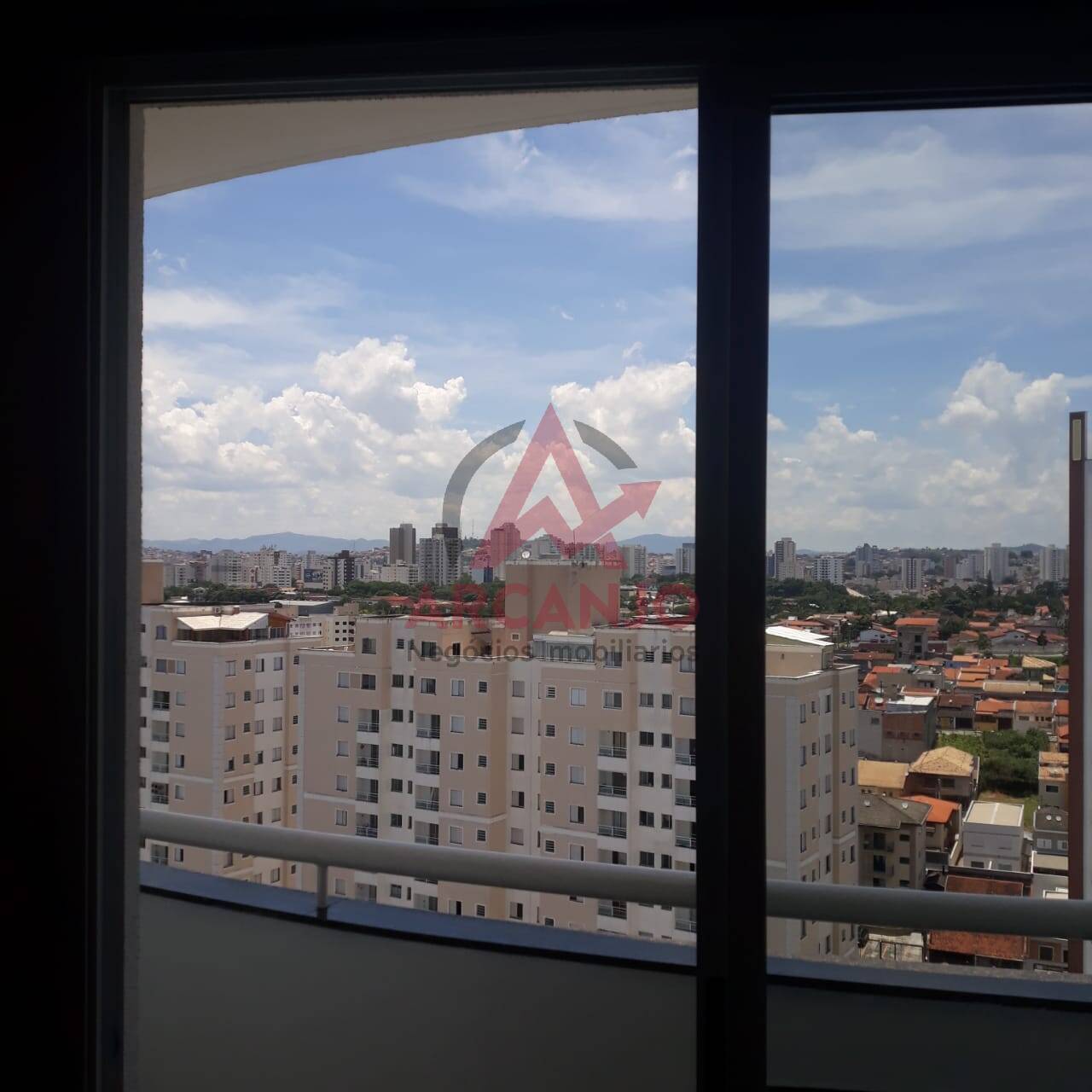 Apartamento à venda com 3 quartos, 96m² - Foto 6