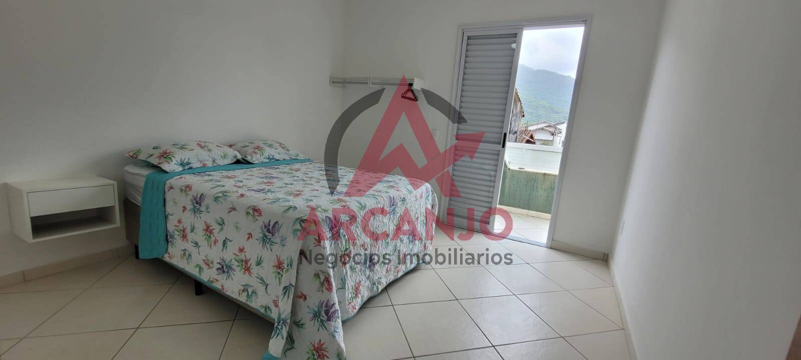 Apartamento à venda com 2 quartos, 92m² - Foto 4