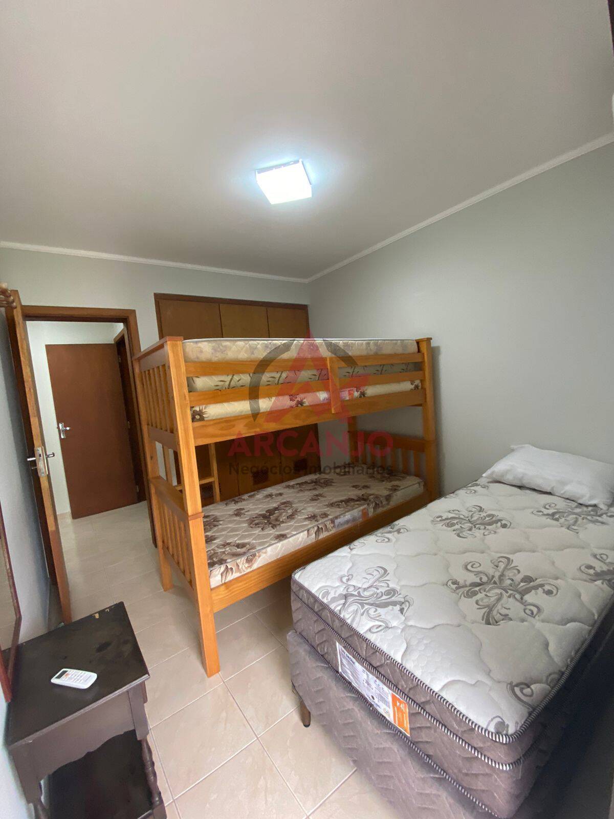 Apartamento à venda com 3 quartos, 97m² - Foto 13