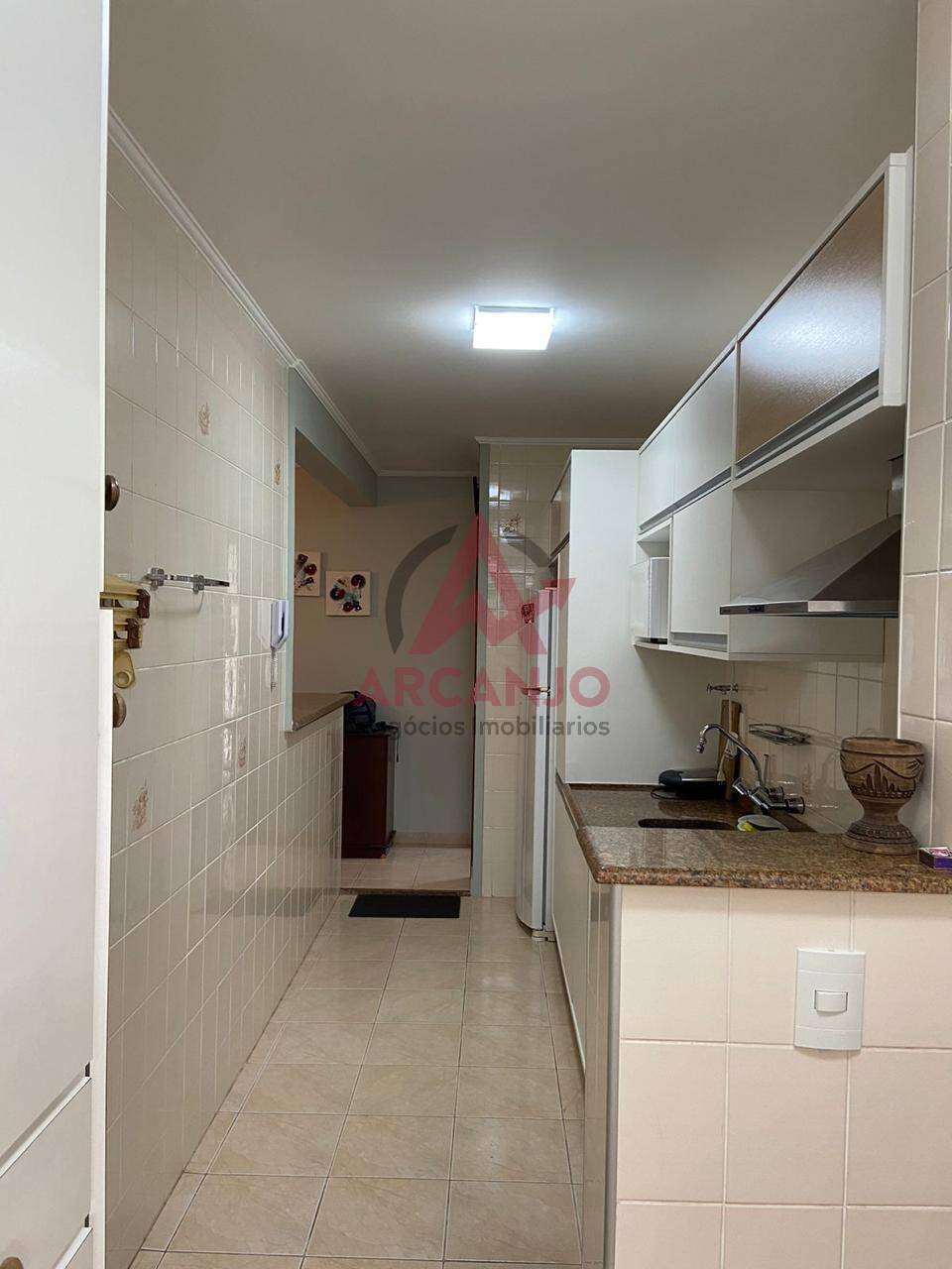 Apartamento à venda com 3 quartos, 97m² - Foto 8