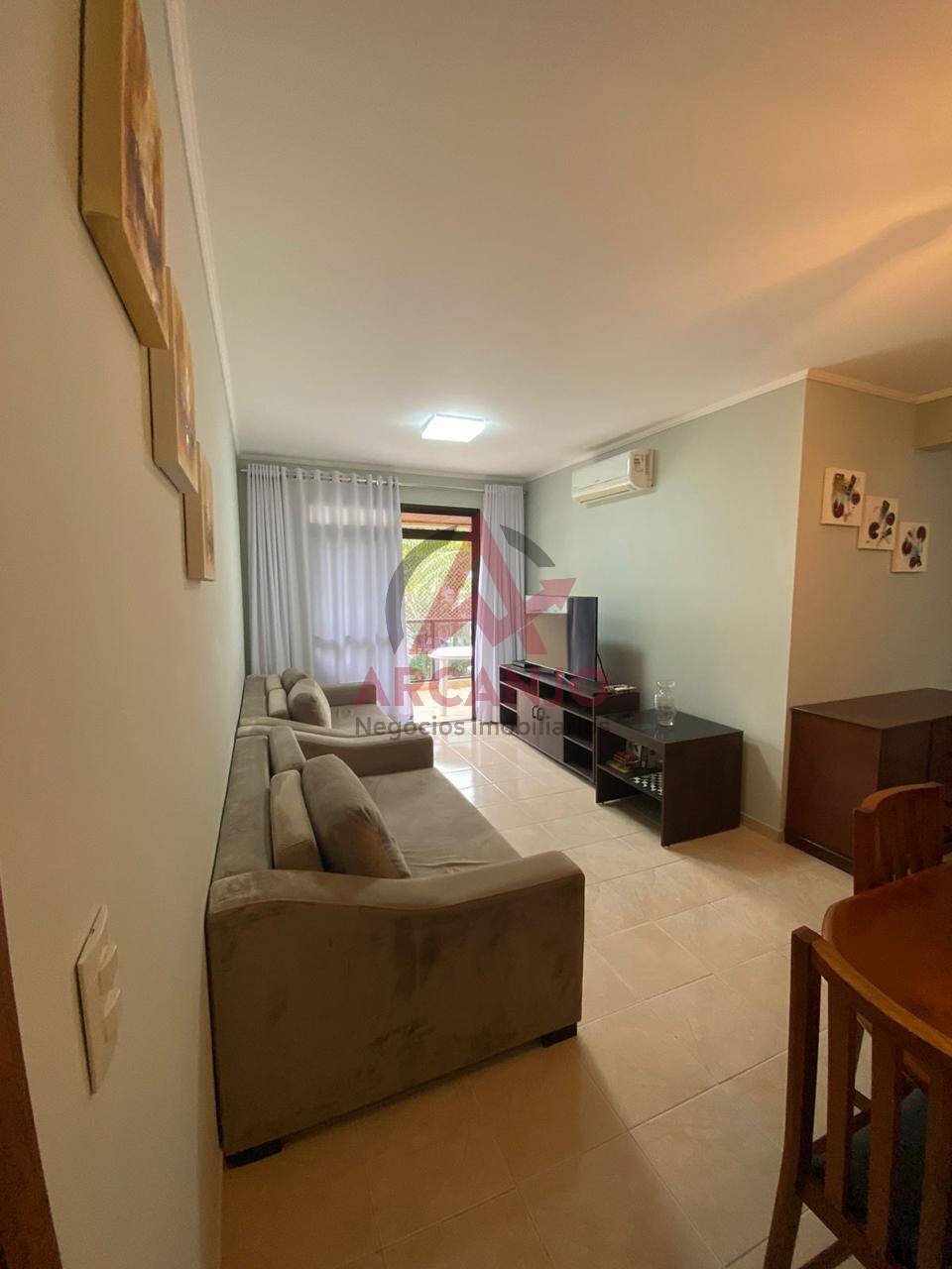 Apartamento à venda com 3 quartos, 97m² - Foto 2