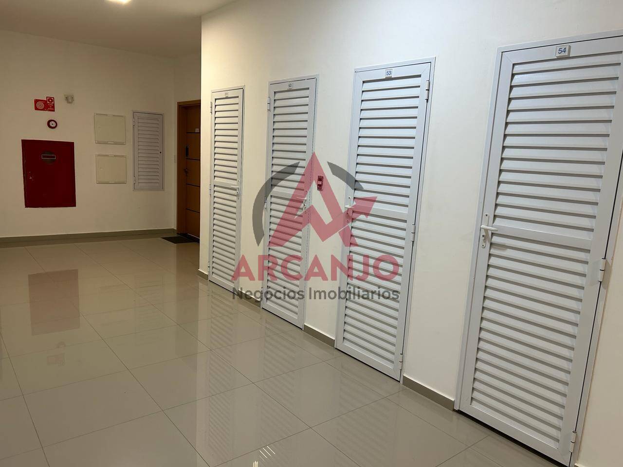 Apartamento à venda com 2 quartos, 77m² - Foto 31