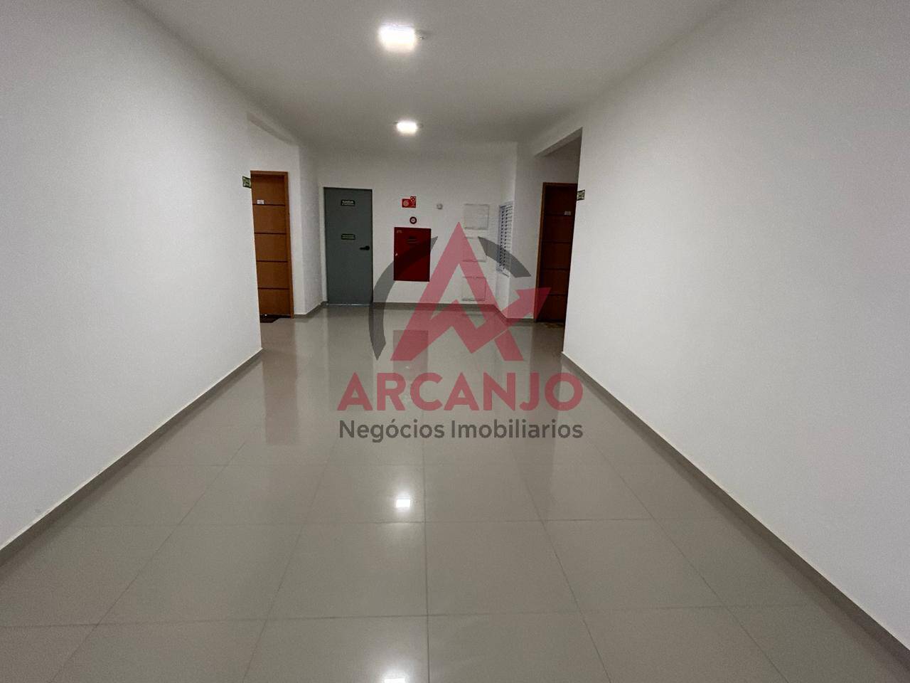 Apartamento à venda com 2 quartos, 77m² - Foto 30