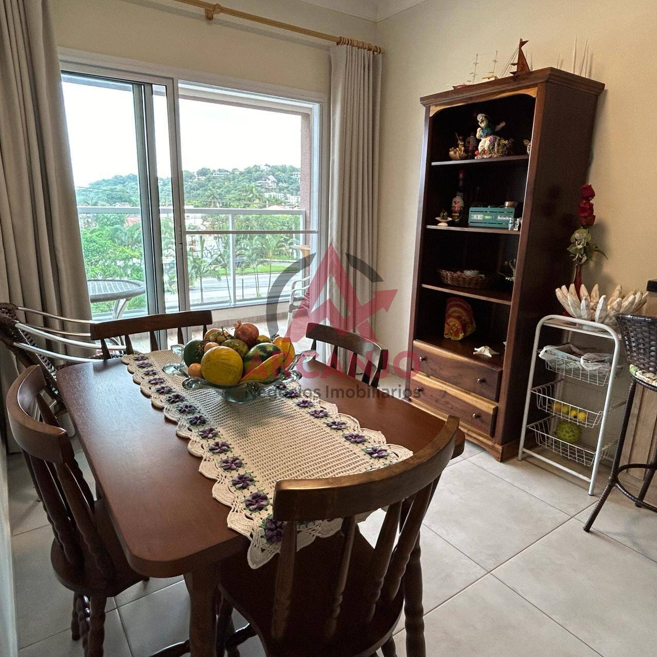 Apartamento à venda com 2 quartos, 77m² - Foto 1