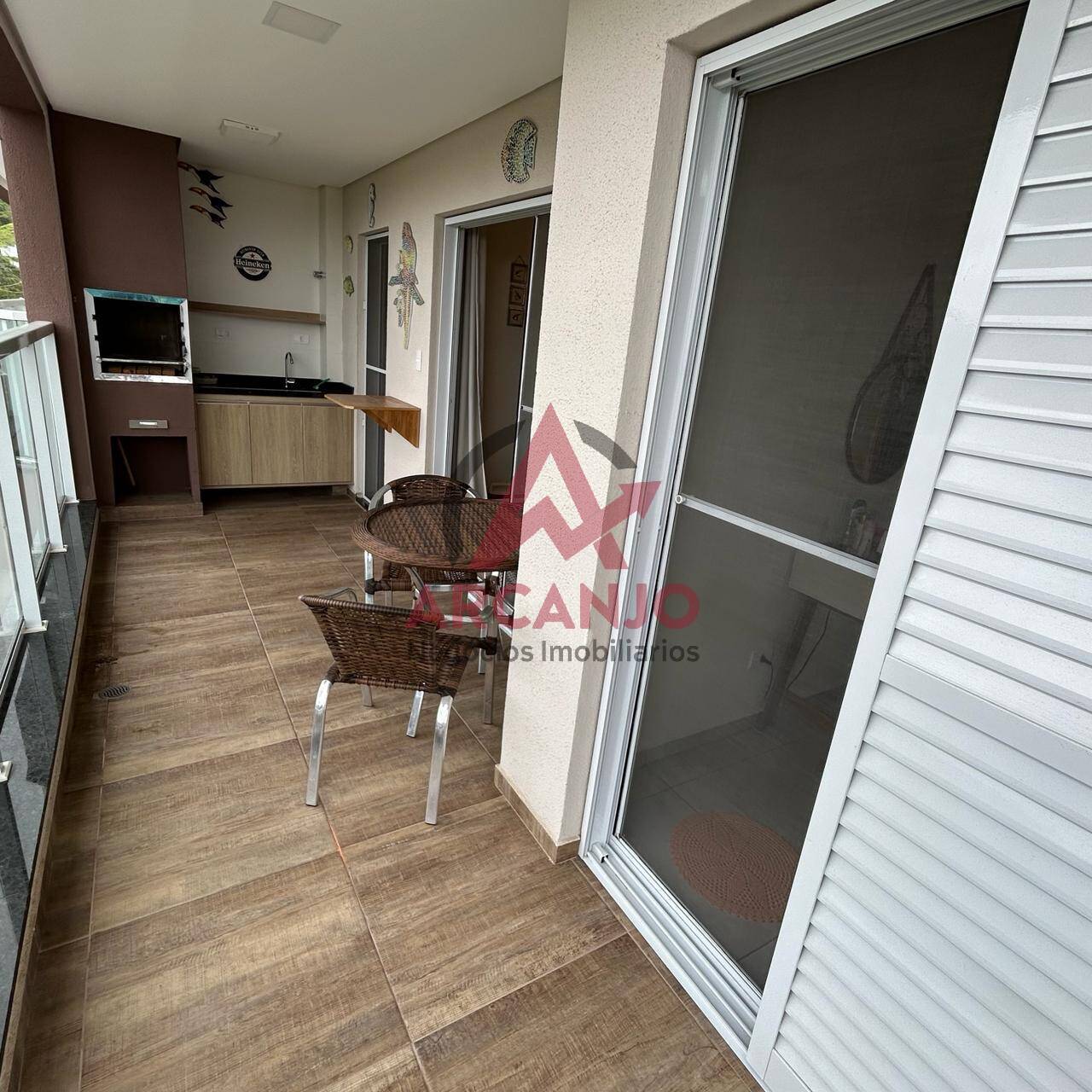 Apartamento à venda com 2 quartos, 77m² - Foto 8