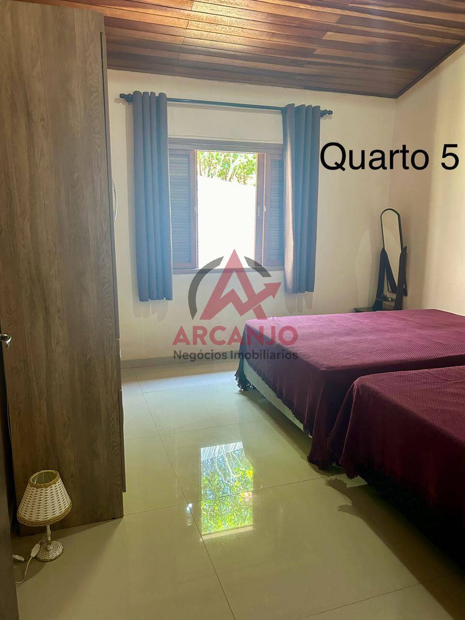 Casa à venda com 6 quartos, 1000m² - Foto 5