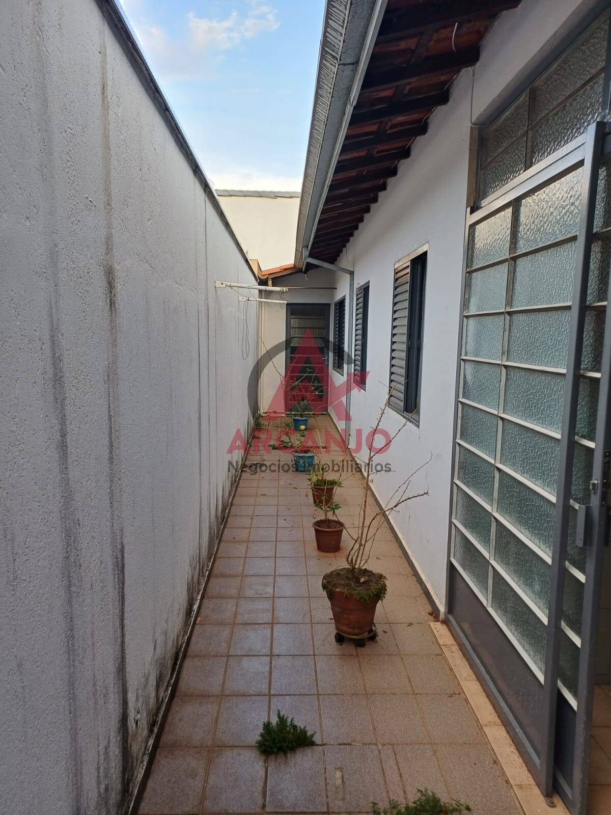 Casa à venda com 3 quartos, 110m² - Foto 14